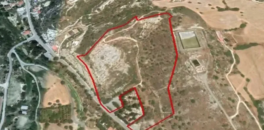 49360m² Land en Kalavasos, Cyprus No. 41638