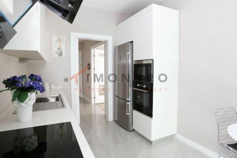 2+1 Apartment in Avcılar, Turkey No. 17336 2