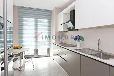 2+1 Apartment in Avcılar, Turkey No. 17336 5