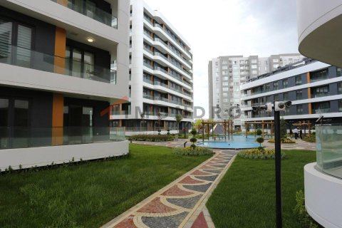 2+1 Apartment in Avcılar, Turkey No. 17336 30