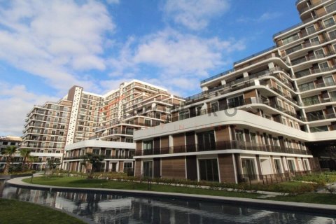 3+1 Apartment en Beylikduezue, Turkey No. 17393 26