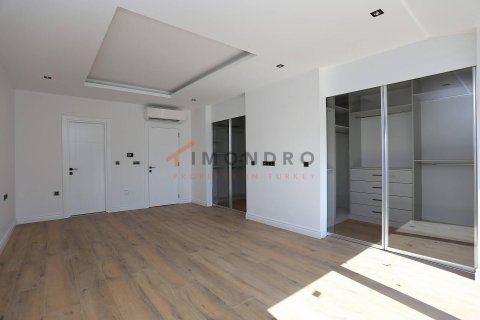 4+1 Villa en Antalya, Turkey No. 17364 16