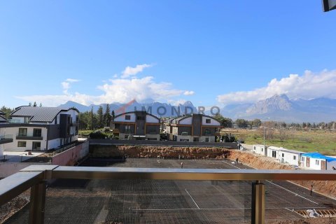 4+1 Villa in Antalya, Turkey No. 17364 8