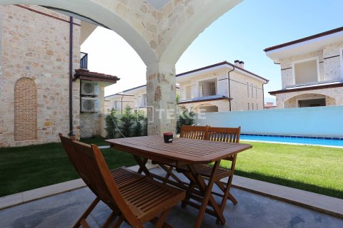 3+1 Villa en Dosemealti, Turkey No. 11780 11