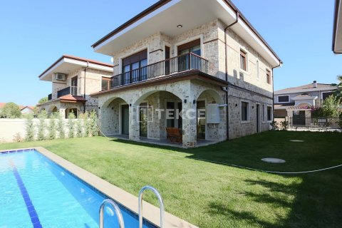 3+1 Villa en Dosemealti, Turkey No. 11780 1