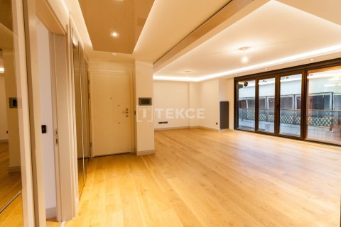 1+1 Apartment en Istanbul, Turkey No. 11856 5