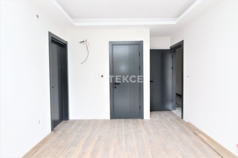 5+1 Apartment in Bursa, Turkey No. 11967 21