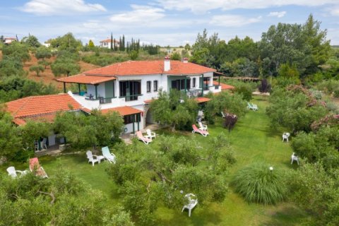 8 bedrooms Hotel in Central Macedonia, Greece No. 48823 7