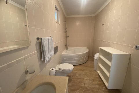 4 rooms Apartment in Alanya, Turkey No. 21706 19