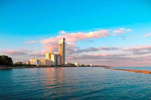 2 bedrooms Apartment in Limassol, Cyprus No. 77638 7