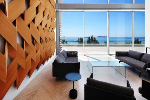 2 bedrooms Apartment in Limassol, Cyprus No. 77638 6