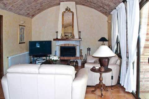 8 bedrooms House in Girona, Spain No. 25567 5