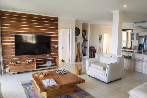 3 bedrooms Apartment in Flic-en-Flac, Mauritius No. 53417 20