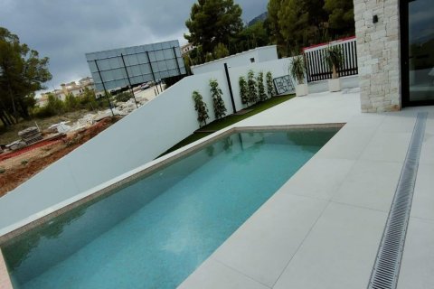 3 bedrooms Villa in Polop, Spain No. 26367 10