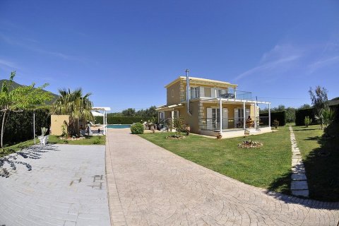 3 bedrooms Villa in Corfu, Greece No. 56036 4