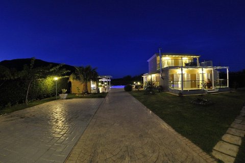 3 bedrooms Villa in Corfu, Greece No. 56036 11