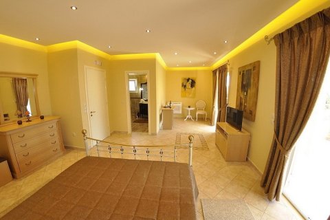 3 bedrooms Villa in Corfu, Greece No. 56038 23