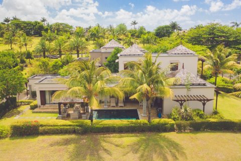 4 bedrooms Villa in Bel Ombre, Mauritius No. 60767 1