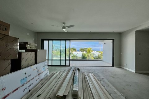 3 bedrooms Apartment in Riviere Noire, Mauritius No. 60775 5