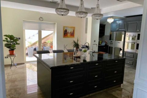 4 bedrooms Villa in Paramali, Cyprus No. 66557 4