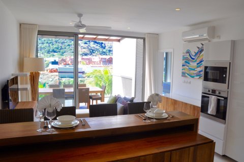 2 bedrooms Apartment in Riviere Noire, Mauritius No. 60963 4