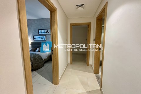 3 bedrooms Apartment in Al Reem Island, UAE No. 8110 13