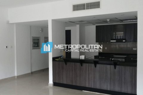 2 bedrooms Apartment in Al Reef, UAE No. 7170 5