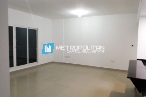 2 bedrooms Apartment in Al Reef, UAE No. 7170 7