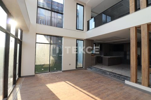 5+2 Villa en Mezitli, Turkey No. 19712 21