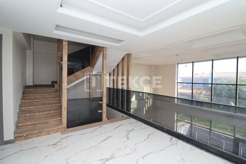 5+2 Villa en Mezitli, Turkey No. 19712 3