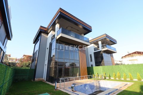 5+2 Villa in Mezitli, Turkey No. 19712 30