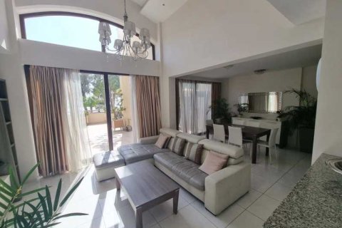 2 dormitorios Apartment en Germasogeia, Cyprus No. 76026 2