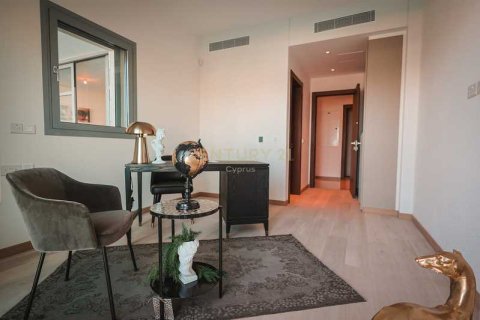 3 dormitorios Apartment en Limassol, Cyprus No. 76030 15