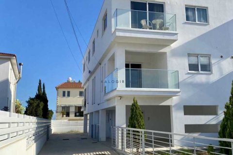 6 bedrooms House in Larnaca, Cyprus No. 52641 2