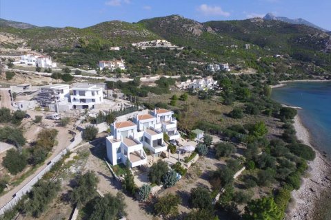 500m² Villa à Loutraki, Greece No. 57156 3