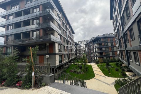 2+1 Apartment en Istanbul, Turkey No. 12627 1