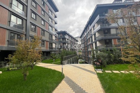 2+1 Apartment en Istanbul, Turkey No. 12627 16