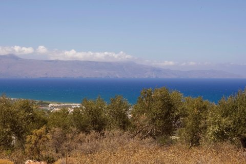 274615m² Land in Chania, Greece No. 60684 3