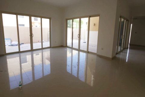 4 dormitorios Townhouse en Al Raha Gardens, UAE No. 5730 4