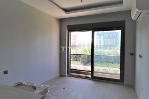 1+1 Apartment in Aksu, Turkey No. 16486 27