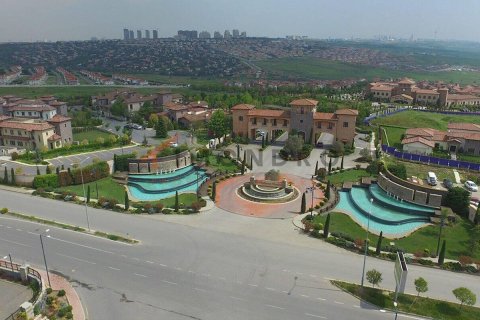 6+1 Villa in Bueyuekcekmece, Turkey No. 17045 19