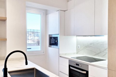 2 dormitorios Apartment en Madrid, Spain No. 26898 5