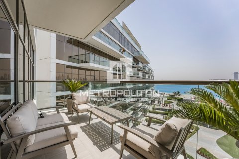 3 bedrooms Apartment in Palm Jumeirah, UAE No. 8300 23