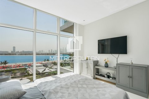 3 bedrooms Apartment in Palm Jumeirah, UAE No. 8300 10