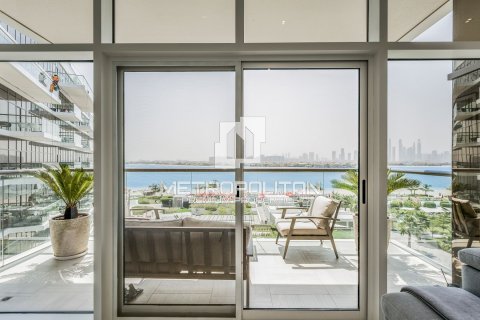 3 bedrooms Apartment in Palm Jumeirah, UAE No. 8300 21