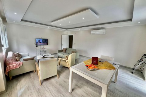 Квартира с 4 комнатами в Оба, Турция №92493 4