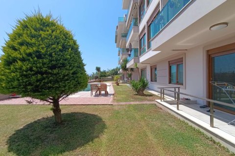Квартира с 4 комнатами в Аланья, Турция №92494 3