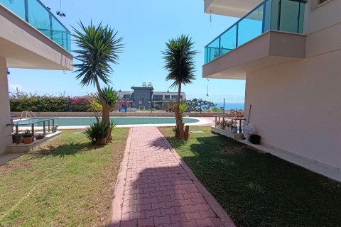 Квартира с 4 комнатами в Аланья, Турция №92494 6