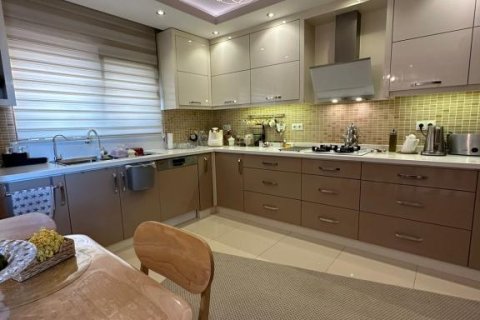 Квартира с 4 комнатами в Аланья, Турция №92494 12