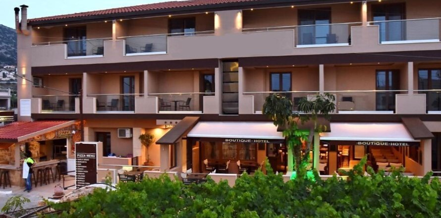 1000m² Hotel en Malia, Greece No. 55919